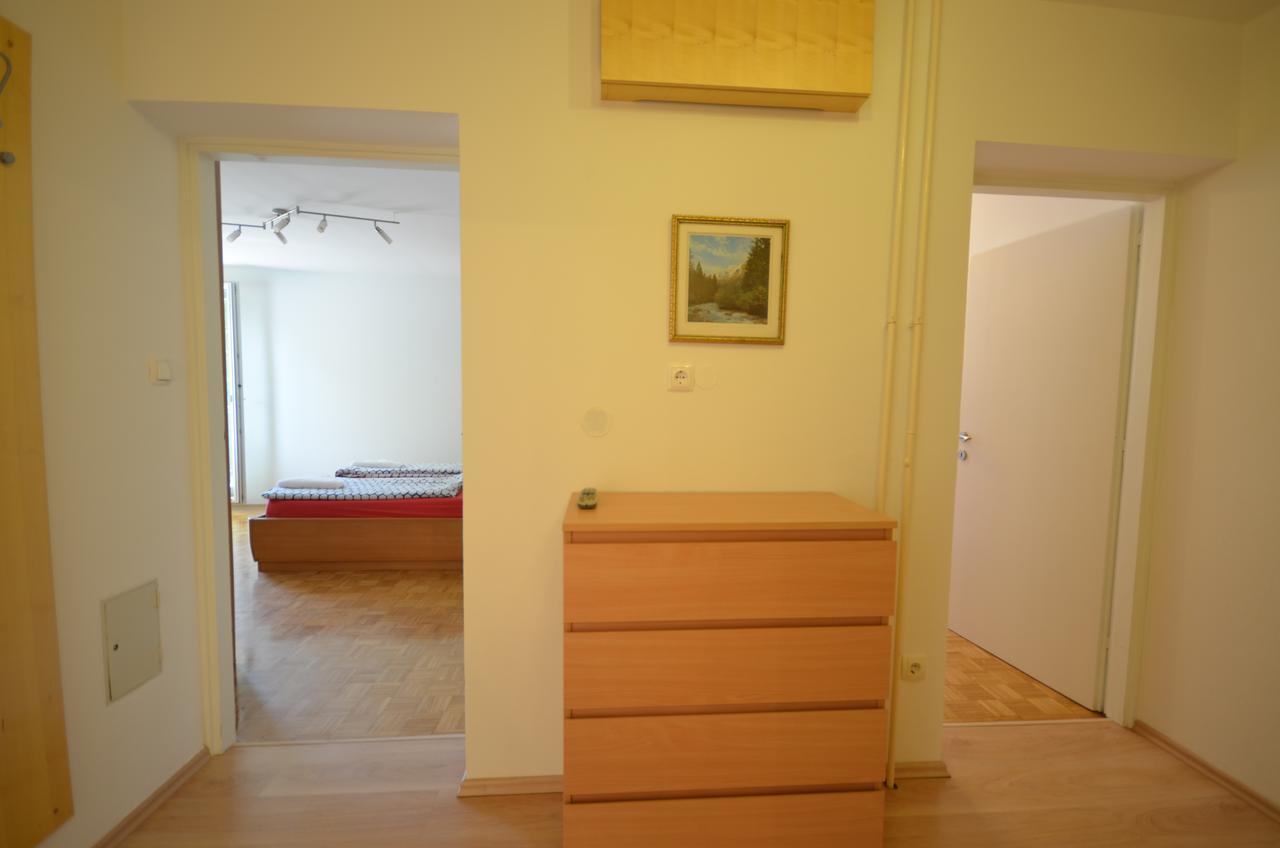 Apartment Near The Train Station Λιουμπλιάνα Εξωτερικό φωτογραφία