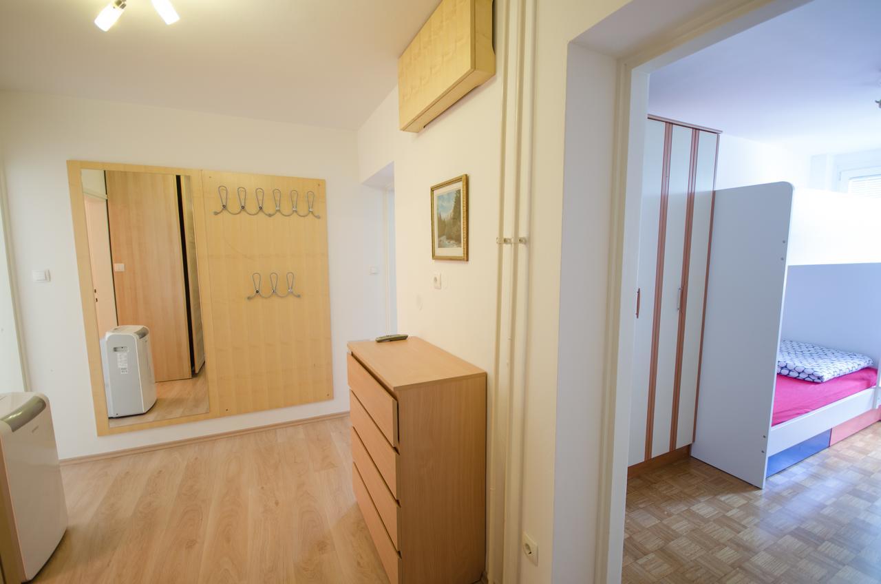 Apartment Near The Train Station Λιουμπλιάνα Εξωτερικό φωτογραφία