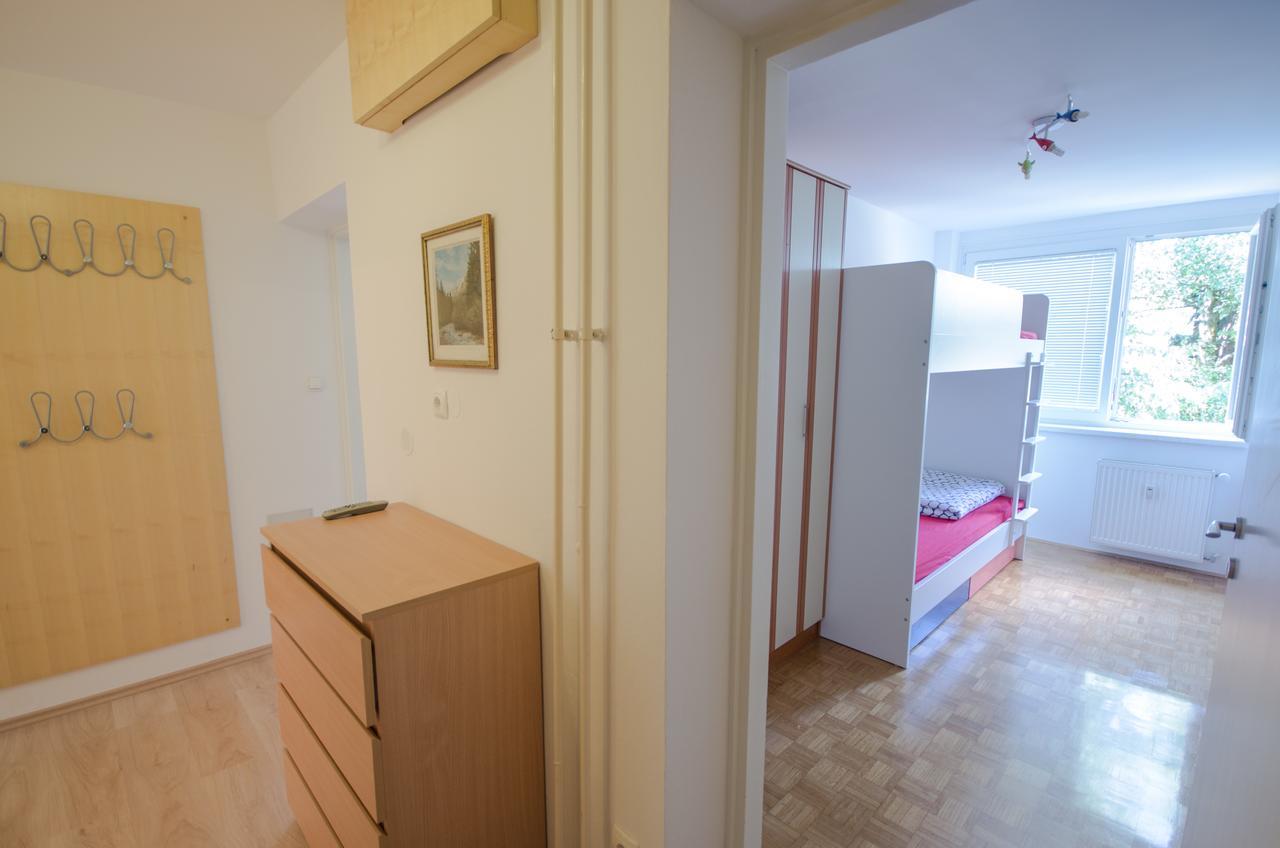 Apartment Near The Train Station Λιουμπλιάνα Εξωτερικό φωτογραφία